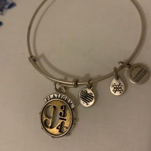 Harry Potter 9 3/4 alex and ani bangle bracelet